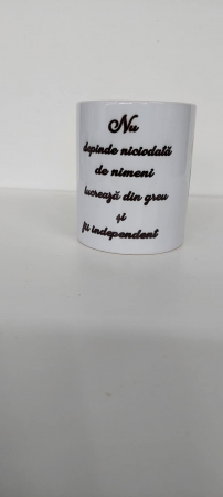 Cană albă cu mesaj motivațional [1]