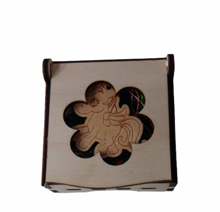 Mini cutie cu decupaj [2]