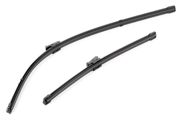 Set stergatoare parbriz VALEO SILENCIO X.TRM FLAT BLADE SET 574692, lungime 700 mm, 400 mm, fara carcasa, cu spoiler [1]