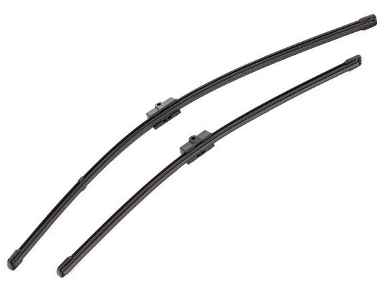Set stergatoare parbriz VALEO SILENCIO X.TRM FLAT BLADE SET 574346, lungime 600 mm, 475 mm, fara carcasa, cu spoiler [1]