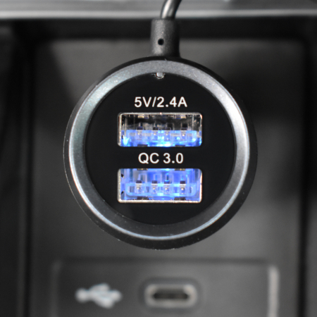 Incarcator Auto 1Xusb Qc3.0 Si 1Xusb 2.4A Cu Bluetooth Si Modulator Fm [2]