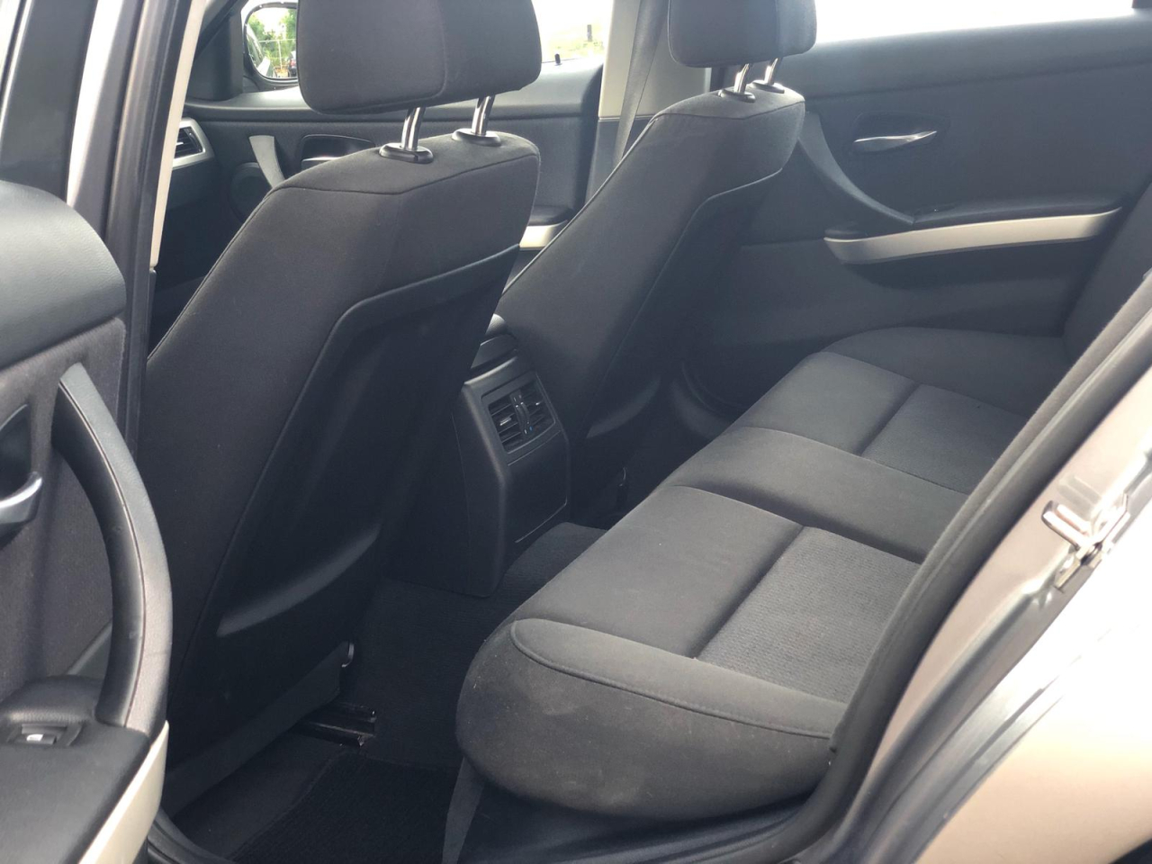 BMW E90 Lci 318d - Diesel - Automat - 150hp - 220.325 km [10]