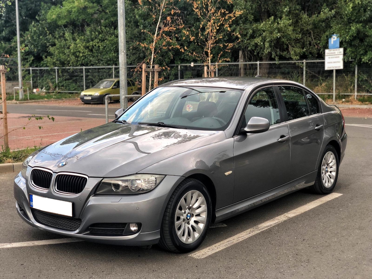 BMW E90 Lci 318d - Diesel - Automat - 150hp - 220.325 km [3]