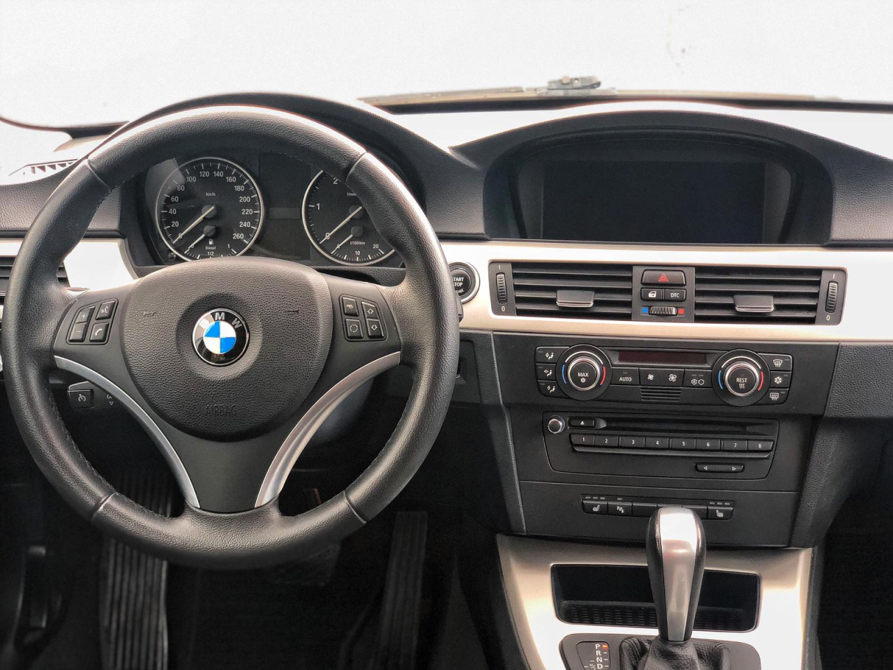 BMW E90 Lci 318d - Diesel - Automat - 150hp - 220.325 km [8]