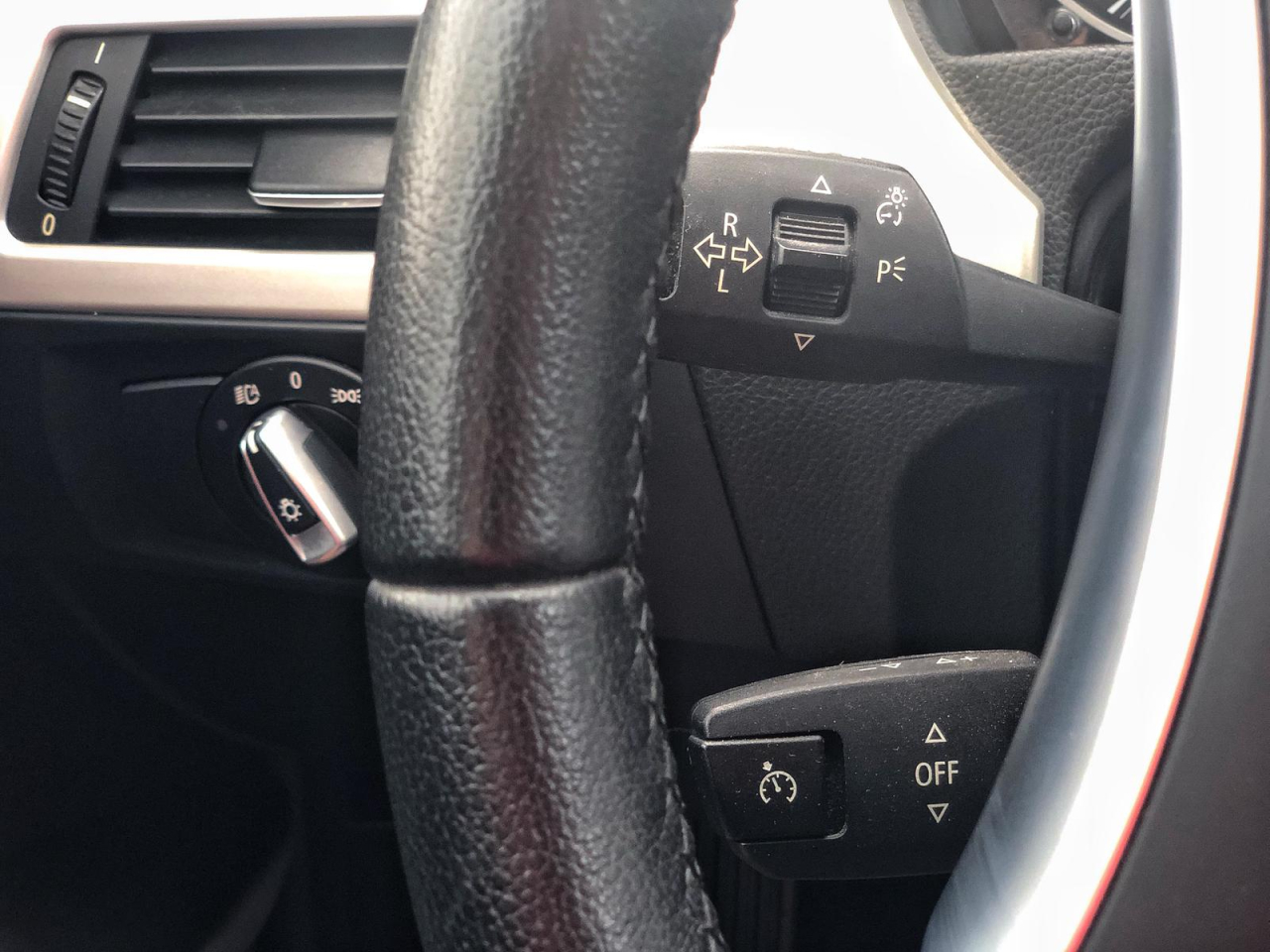 BMW E90 Lci 318d - Diesel - Automat - 150hp - 220.325 km [15]