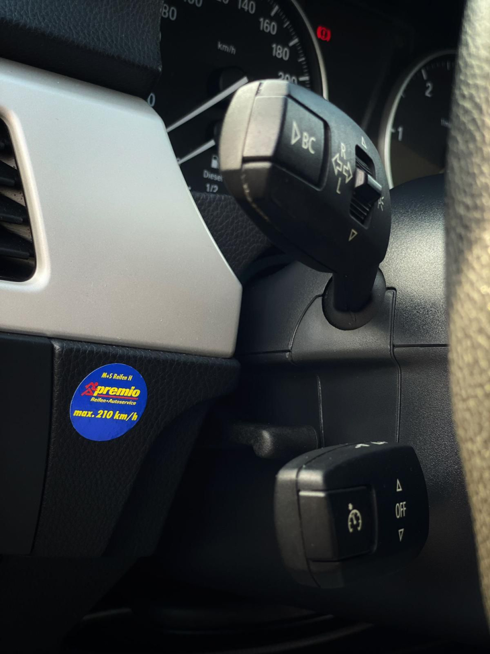 BMW E90 Lci 320d - Diesel - Automat - 177hp - 251.836 km [15]