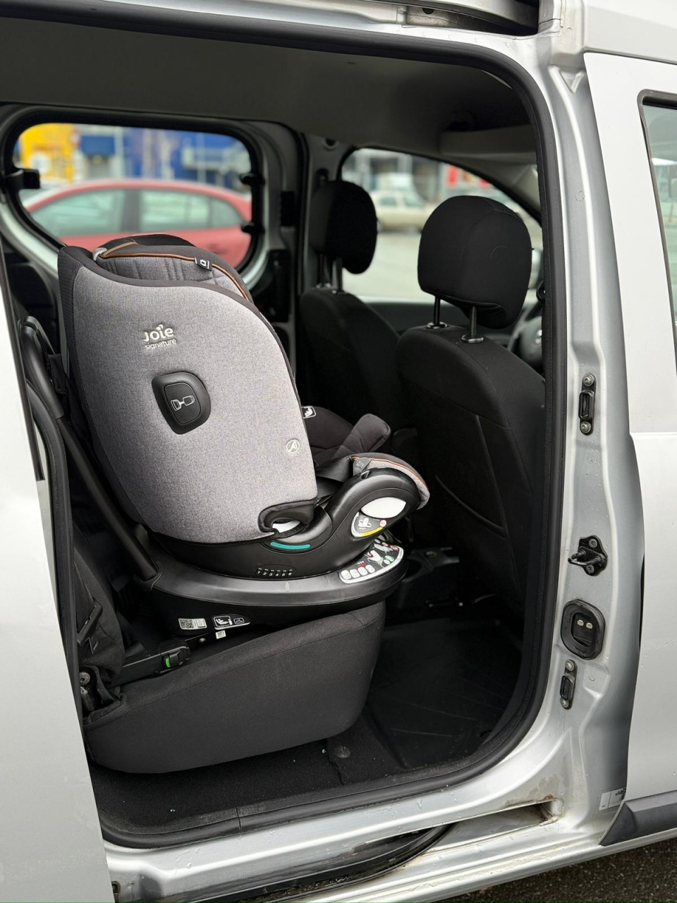 Dacia Dokker 1.6i - GPL - Manual - 102 hp - 250.302 km [10]