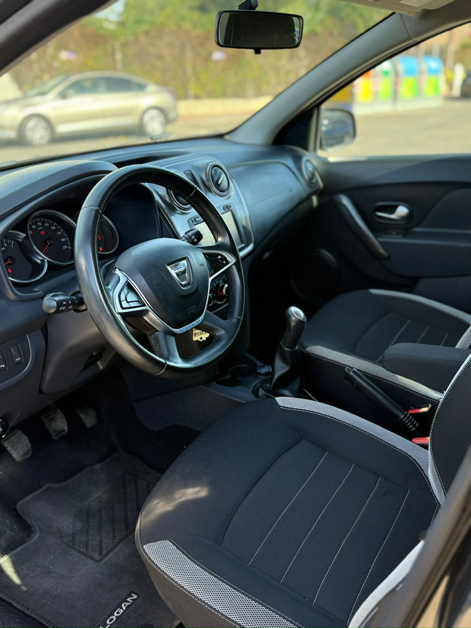 Dacia Logan 0.9 TCe Stepway - Benzina - Manual - 90 hp - 147.865 km [3]