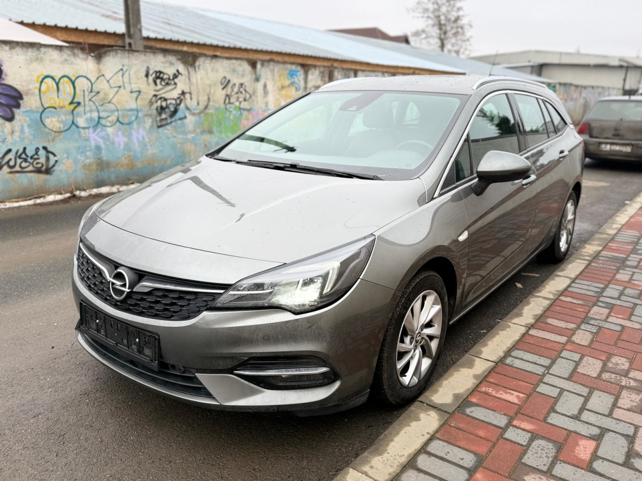 Opel Astra Sports Tourer 1.2 Business Executive - Benzina - Manual - 131 hp - 143.576 km [3]
