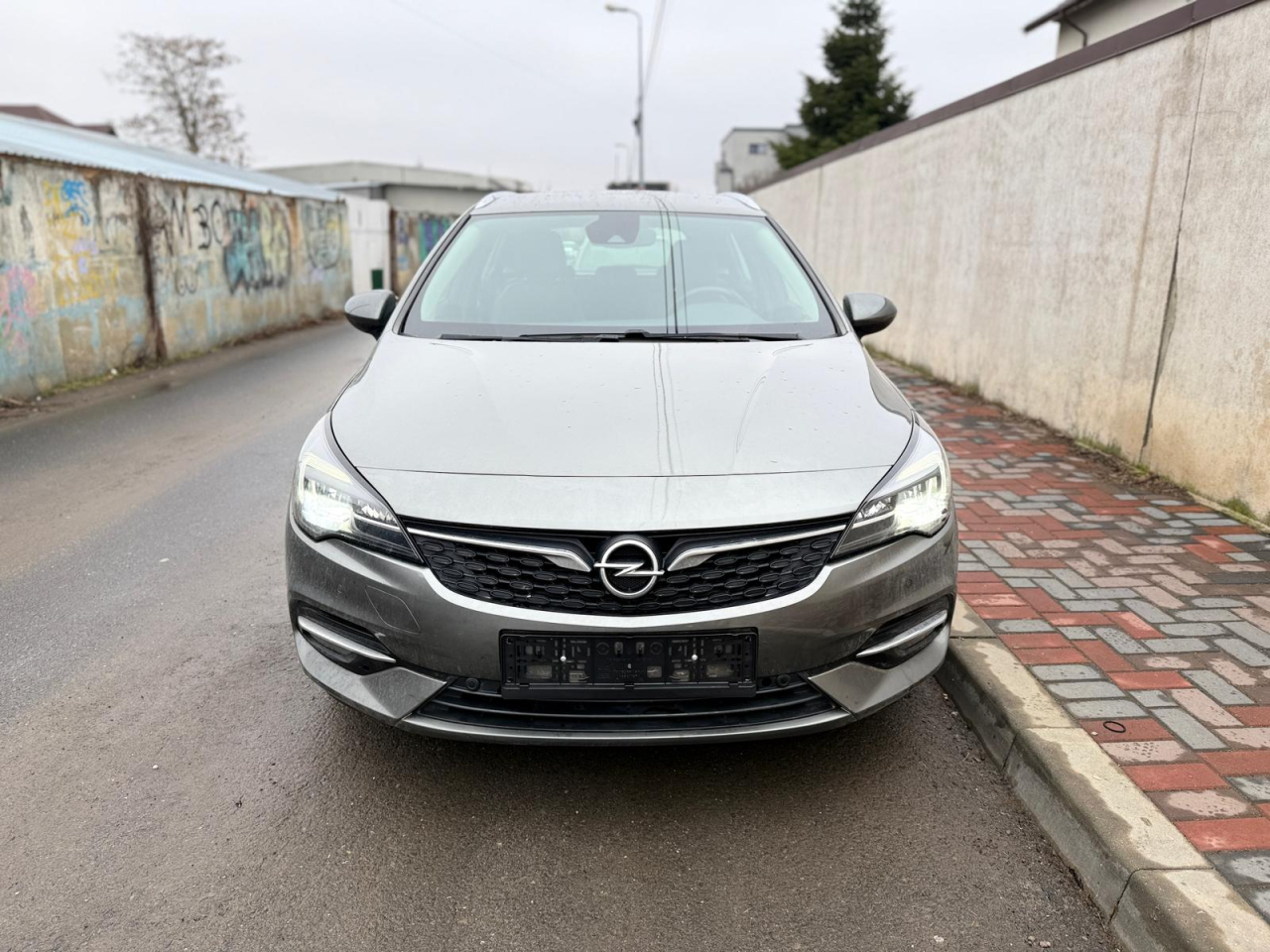 Opel Astra Sports Tourer 1.2 Business Executive - Benzina - Manual - 131 hp - 143.576 km [2]