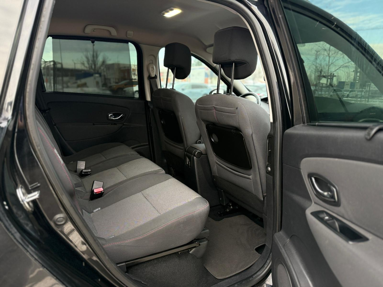 Renault Grand Scenic 1.2 TCe Collection - Benzina - Manual - 130 hp - 211.565 km [10]