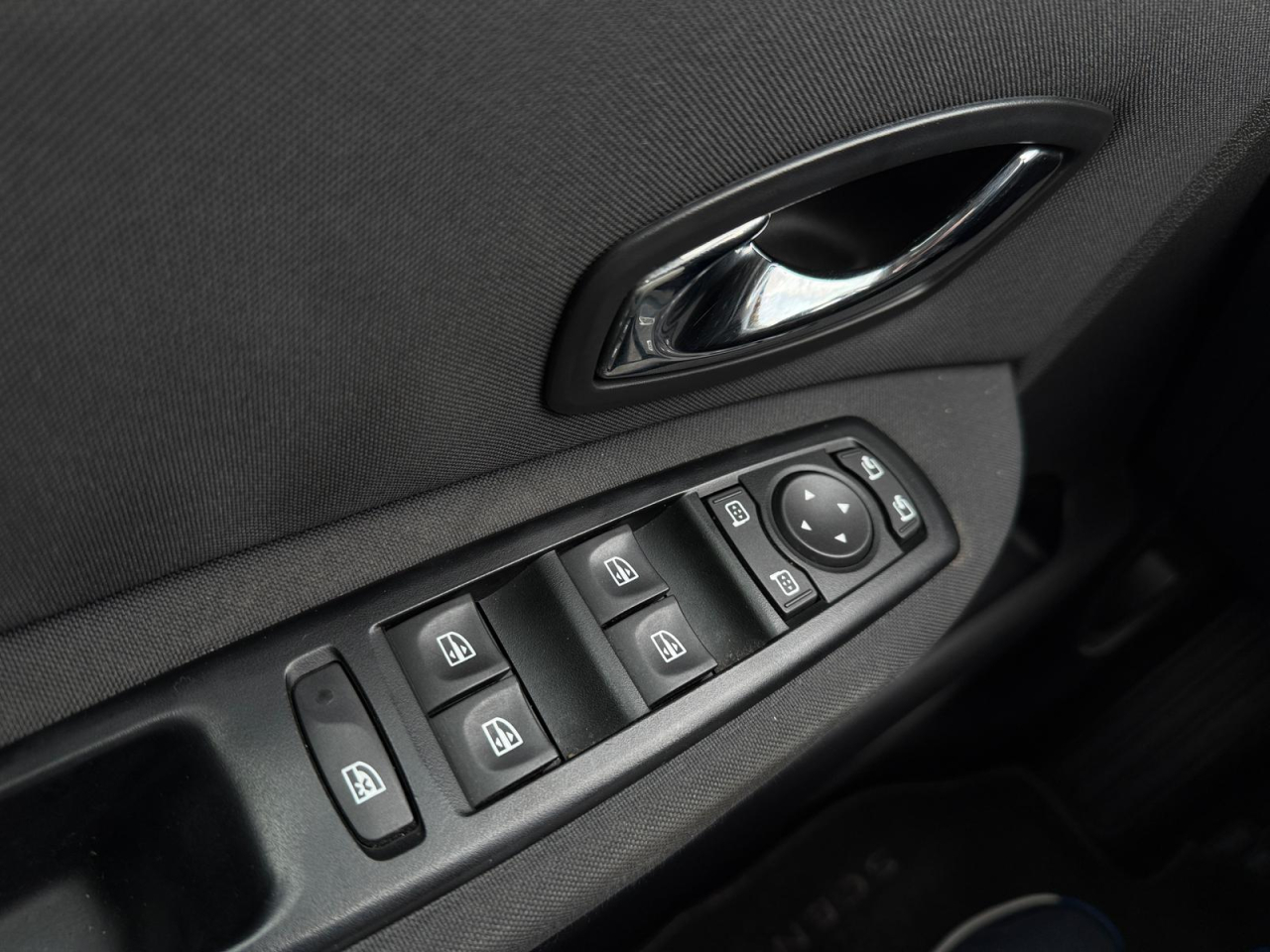 Renault Grand Scenic 1.2 TCe Collection - Benzina - Manual - 130 hp - 211.565 km [20]