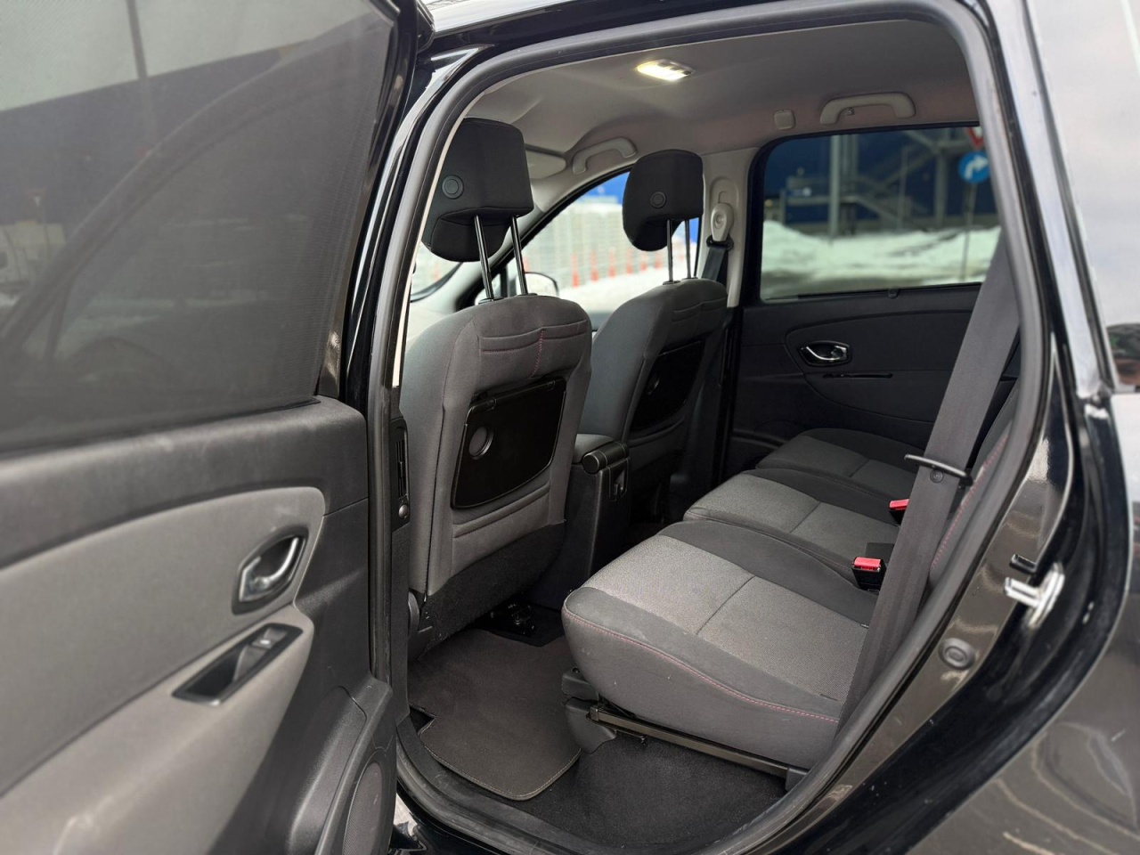 Renault Grand Scenic 1.2 TCe Collection - Benzina - Manual - 130 hp - 211.565 km [8]