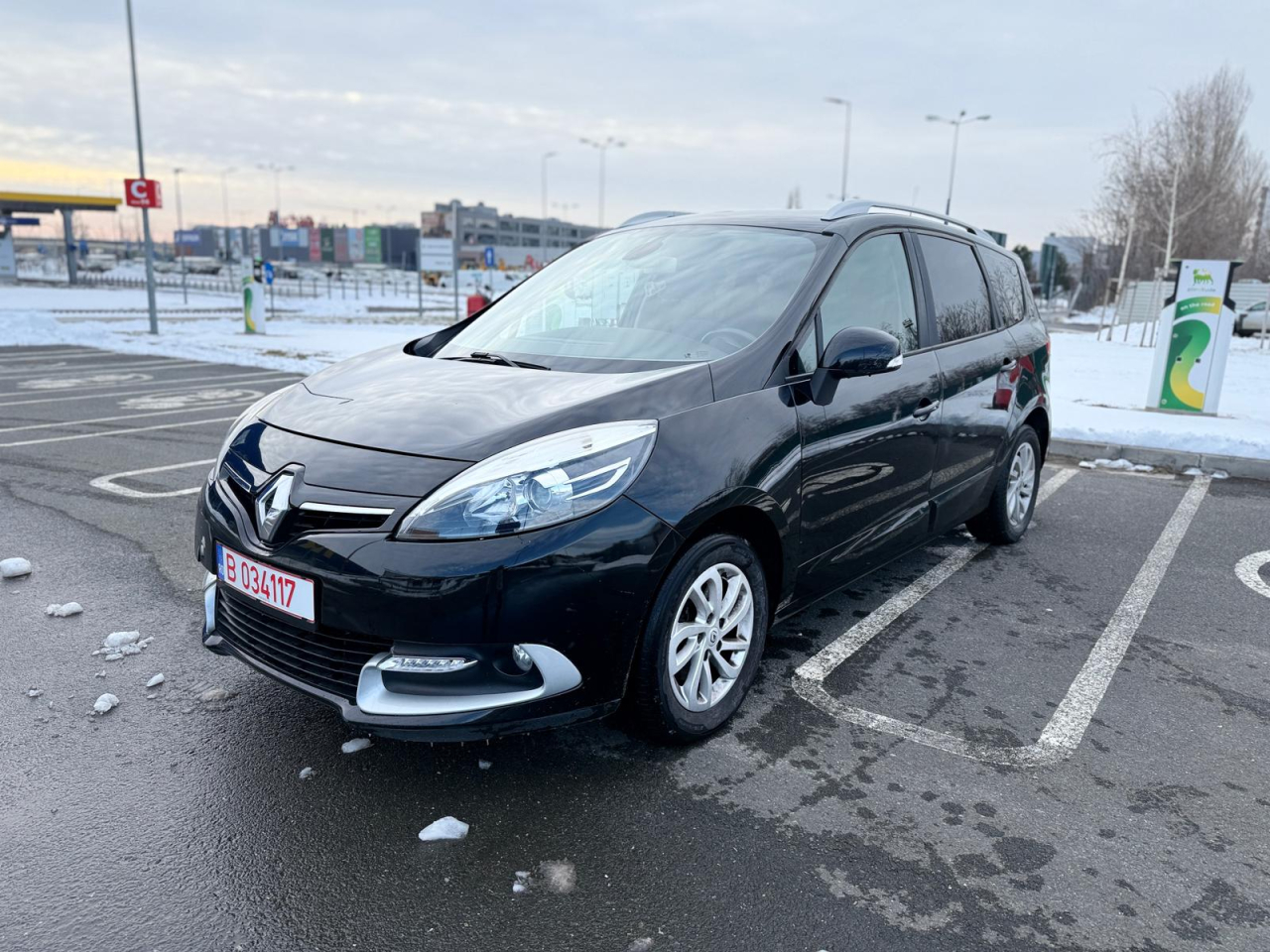 Renault Grand Scenic 1.2 TCe Collection - Benzina - Manual - 130 hp - 211.565 km [3]