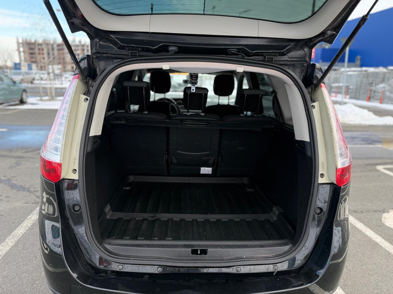 Renault Grand Scenic 1.2 TCe Collection - Benzina - Manual - 130 hp - 211.565 km [6]