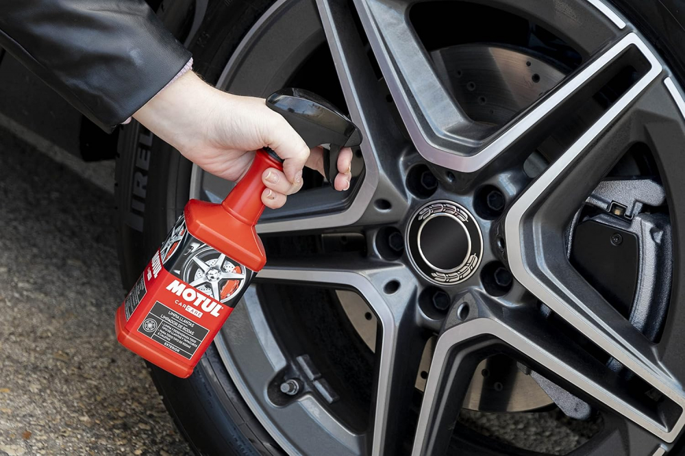 Solutie Curatare Jante, Motul Wheel Clean, 500ml, Laveta din Microfibra, Profesionala, 30x30 cm, 1 pereche manusi [3]
