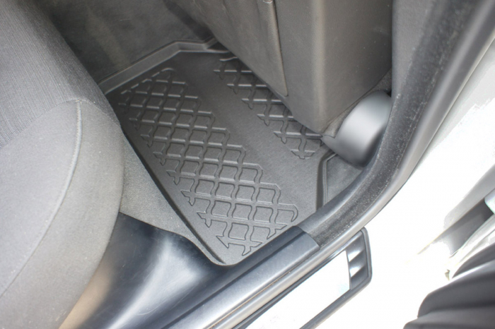 Covorase tip tavita BMW Seria 5 E60,  Sedan, fabricatie 07.2003 - 02.2010 #1 [9]