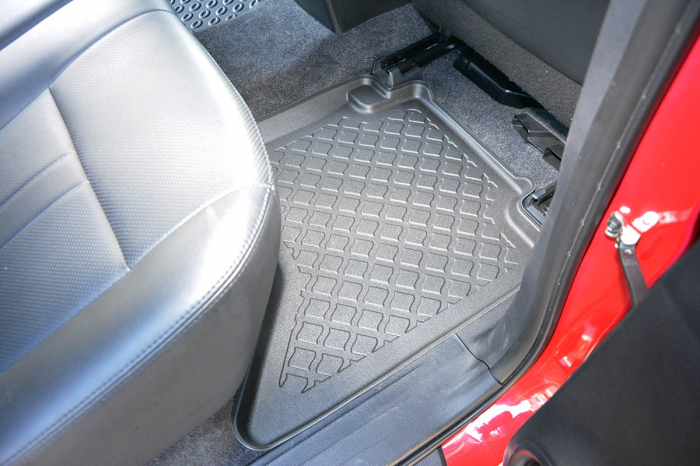 Covorase tip tavita Toyota Hilux,  Pick-up, fabricatie 09.2016 - prezent #1 [6]