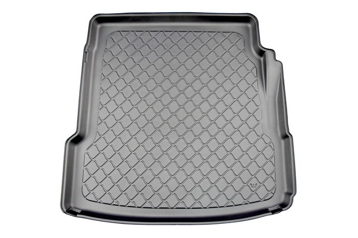 Tavita de portbagaj Jaguar XE,  Sedan, fabricatie 2019 - prezent, Facelift #1 [2]