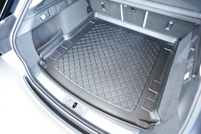 Tavita portbagaj Land Rover Velar Facelift MHEV fabricatie 05.2020 - prezent,  SUV, L560 #1 [5]