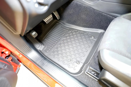 Covorase auto tip tavita Dodge Challenger III Facelift fabricatie 2014 - prezent,  coupe #1 [1]