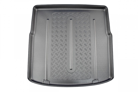 SUZUKI - Tavita de portbagaj Suzuki Swace,  Combi, fabricatie 2020 - prezent, portbagaj superior #1