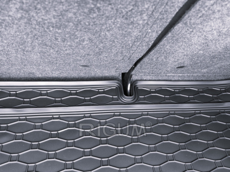 Tavita portbagaj Toyota Yaris III fabricatie 09.2011 - 08.2020,  hatchback, portbagaj inferior #1 [2]