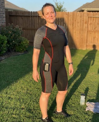 Client Ava Stars barbat exterior