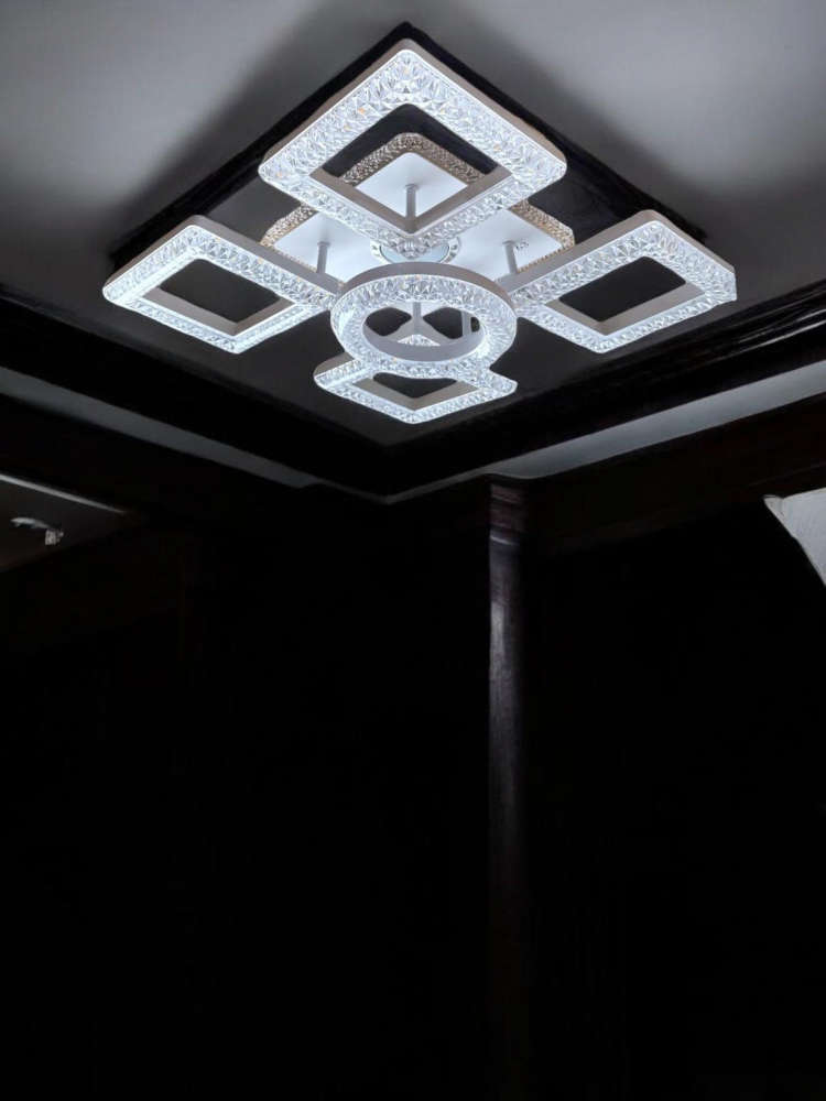 Lustra LED cu boxa 5w incorporata in suportul iluminat cu latura 24cm, 4 corpuri patrate L 18cm si 1 inel Ø18cm cu pozitii reglabile, AVI-4424 [7]