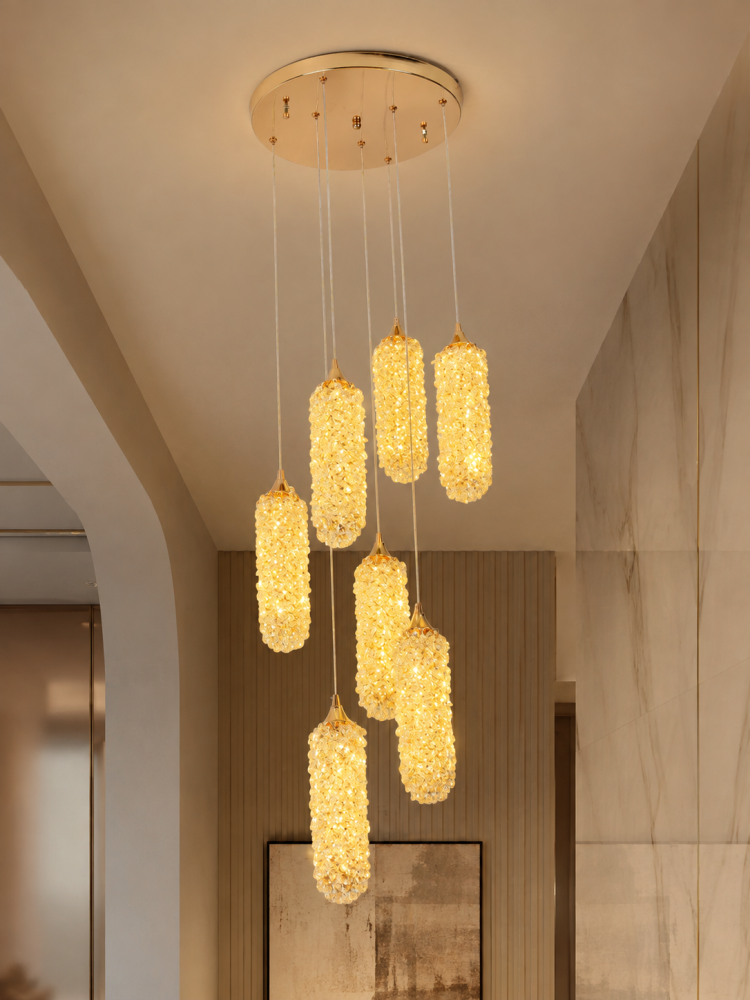 Lustră LED Smart cu 7 pendule cilindrice și mini-cristale, AVI®, suport tavan Ø35 cm, auriu, pendule 25 × Ø7 cm, reglabile pe înălțime, efect luxury, AVI-5547 [4]