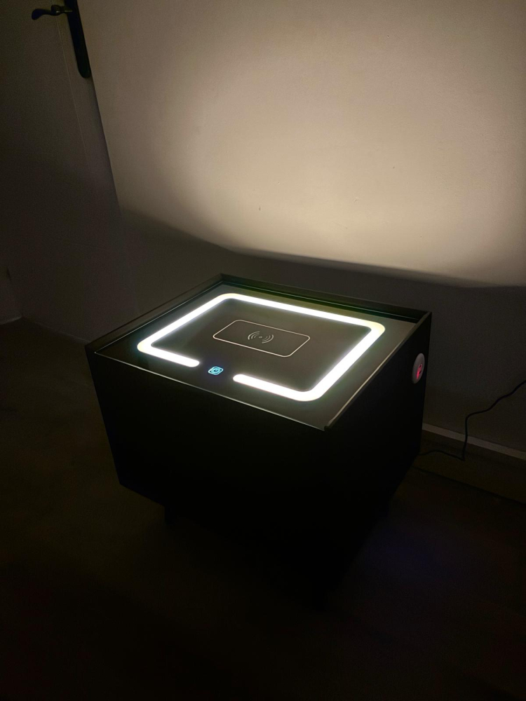 Noptieră smart cu încărcare wireless, porturi USB, blat din sticlă securizată și 2 sertare, tapițată cu piele ecologică, 50 x 40 x 40.5 cm, AVI-5217 [5]