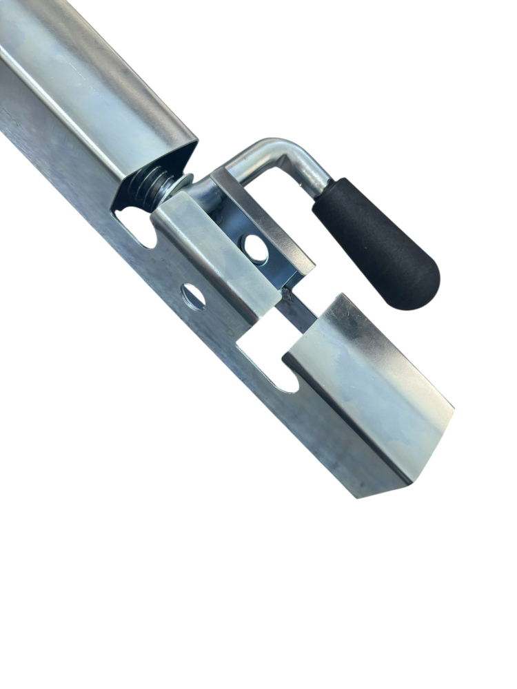 Zăvor blocator inferior poartă, AVI®, galvanizat, 50 x 5 x 4 cm, Ø bolt 14 mm, grosime profil 1.5 mm, AVI-5234 [3]