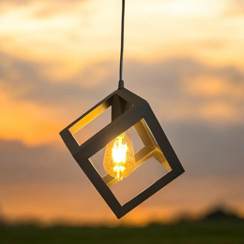 Corp de iluminat E27 tip pendul corp metalic cubic cu latura de 16 cm, bec 4431 inclus, AVI-4810 [0]