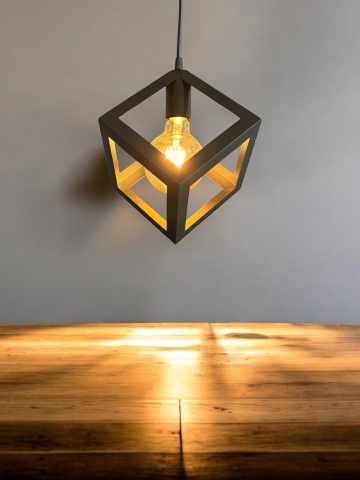 Lustre si pendule - Corp de iluminat E27 tip pendul corp metalic cubic cu latura de 16 cm, bec 4808 inclus, AVI-4810