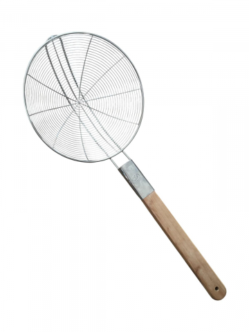 Polonice, linguri si clesti de bucatarie - Paletă de inox AVI® cu mâner din lemn, strecurătoare termorezistentă pentru gătit la ceaun, 57 cm, diametru 24cm, AVI-5157