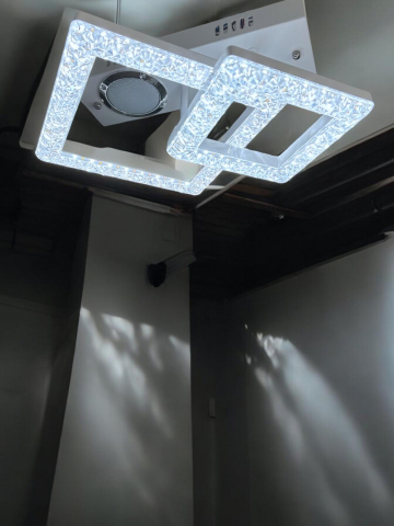 Plafoniera cu doua corpuri patrate, mare cu latura 25cm, mic cu latura 18cm, boxa 10w incorporata in suport, AVI-4425 [0]