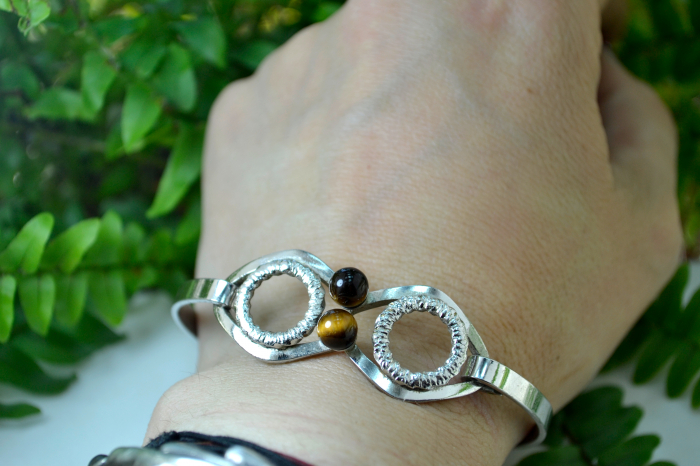 Bratara argint Mid Century decorata pietre ochi de tigru semnata designer Friedrich Speidel [2]