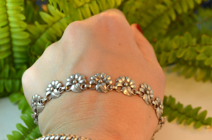 Bratara argint veche ornamente florale specifice Jugendstil Art Nouveau [3]
