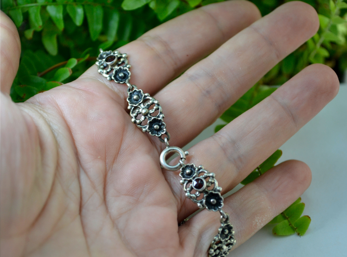 Bratara argint vintage Red Crystal Garnet neo baroque elemente [2]