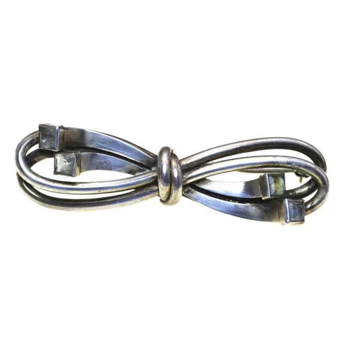 Brosa argint interbelica, model "Funda", semnata [1]