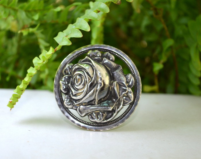 Brosa argint interbelica Rose, Skonvirke [4]