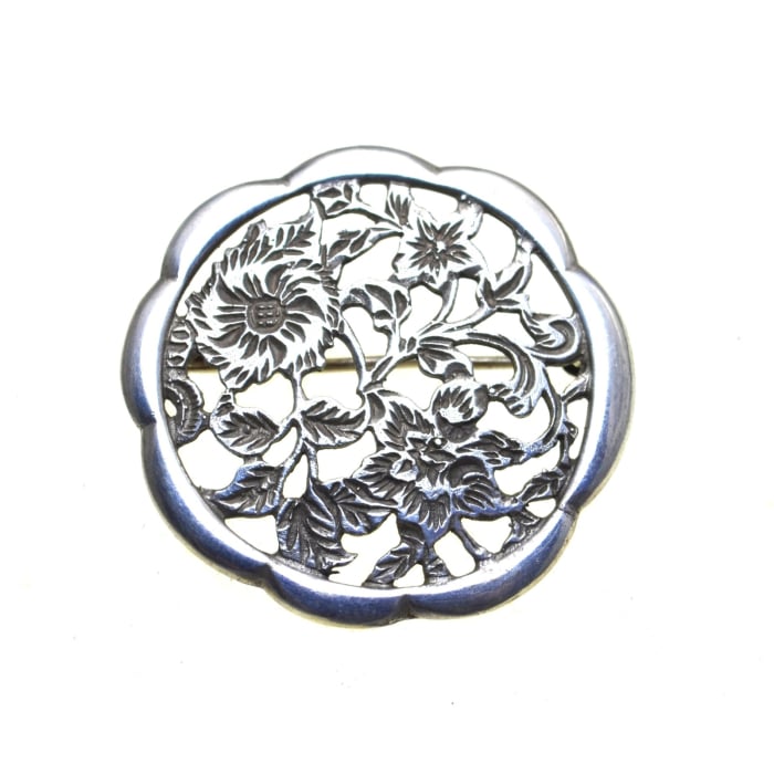 Brosa argint veche, gravata manual Art Nouveau [1]