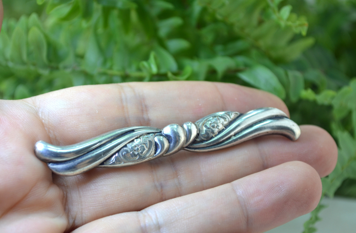 Brosa argint veche, model Funda, Art Nouveau [2]