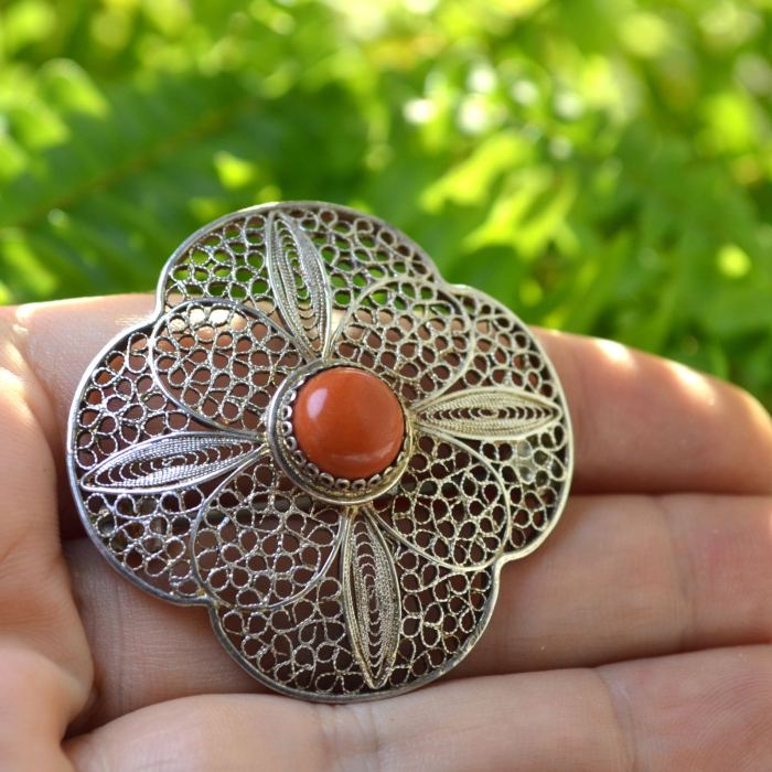 Brosa argint vintage, Coral rosu [2]
