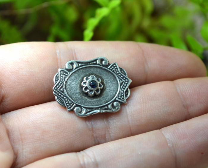 Brosa argint vintage, safir natural design minimalist art deco [2]