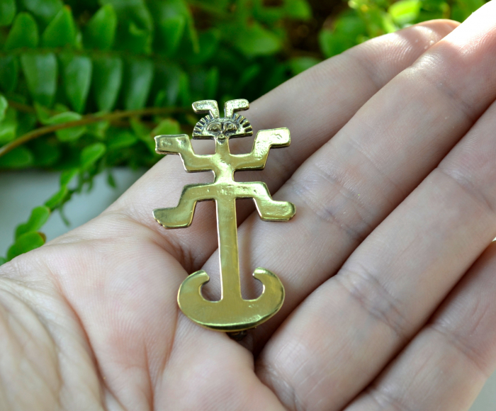 Brosa-pandant argint aurit vermeil figura antropomorfa precolumbiana Colima [2]