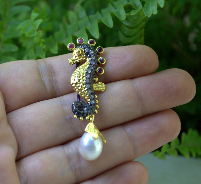 Brosa-pandant argint Calut de mare, rubine si perla naturala [2]