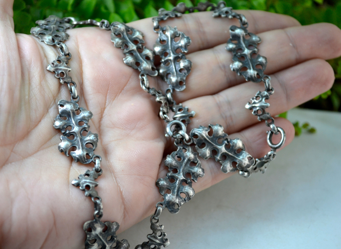 Colier argint vechi lucrat maniera renascentista semnata designer [2]