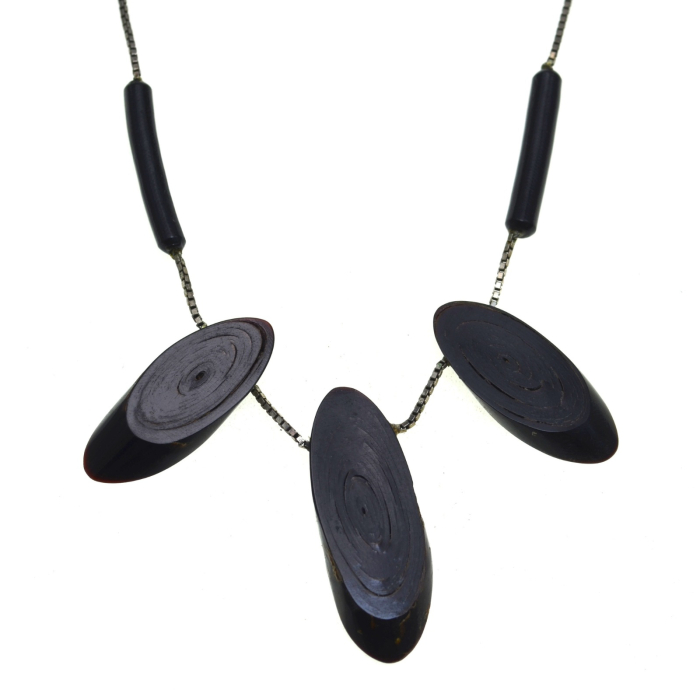 Colier argint vintage, Coral negru [1]