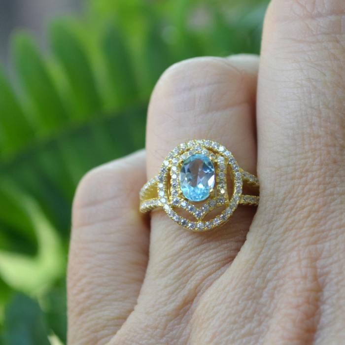 Inel argint aurit, Sky Blue Topaz si  halo CZ A Vintage Collection [2]